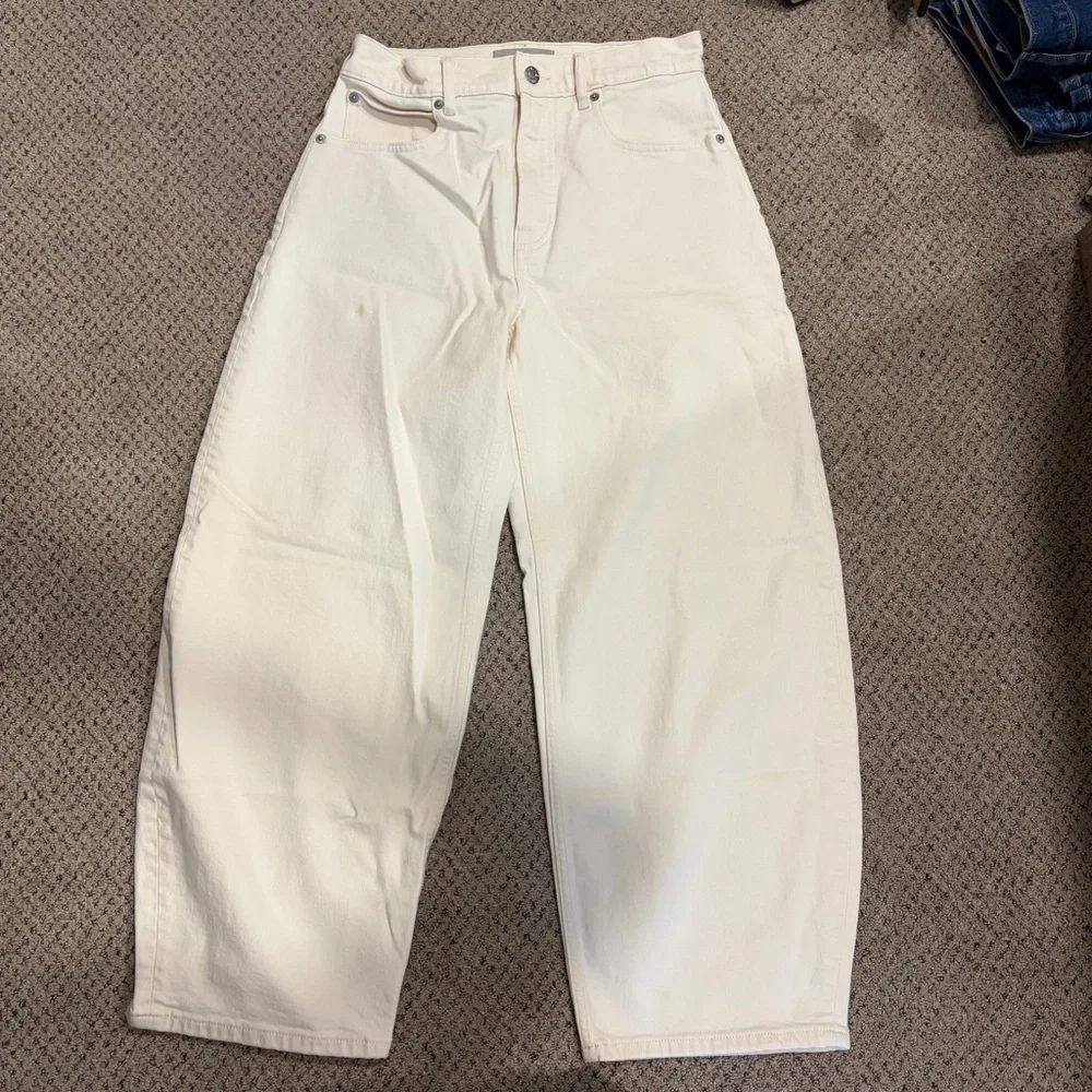 Everlane Way-High Curve Barrel Leg Jean 27R - Picture 4 of 7